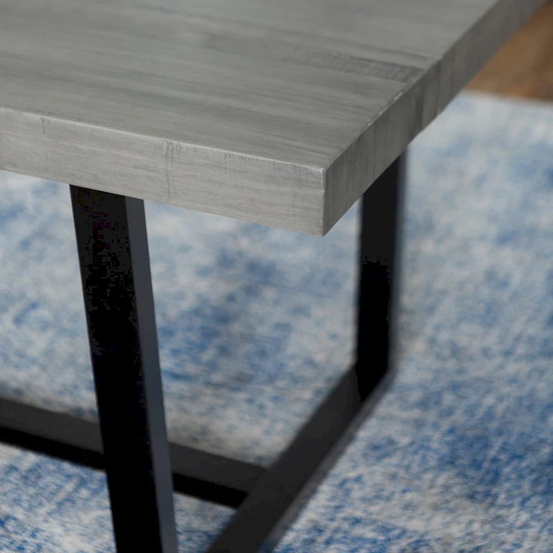 Table de salle à manger rustique en pin massif vieilli, gris/acajou/chêne rustique, de 72 po, avec base à tréteaux - 6 places