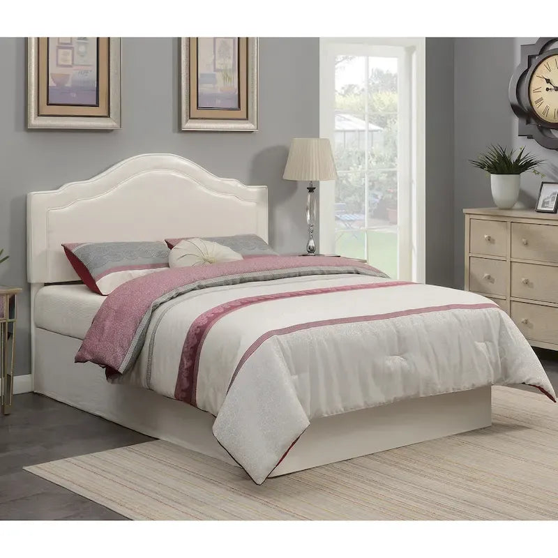Tête de lit capitonnée grand lit avec forme en dos d'âne et coutures passepoilées, crème, style traditionnel, lit 1 personne