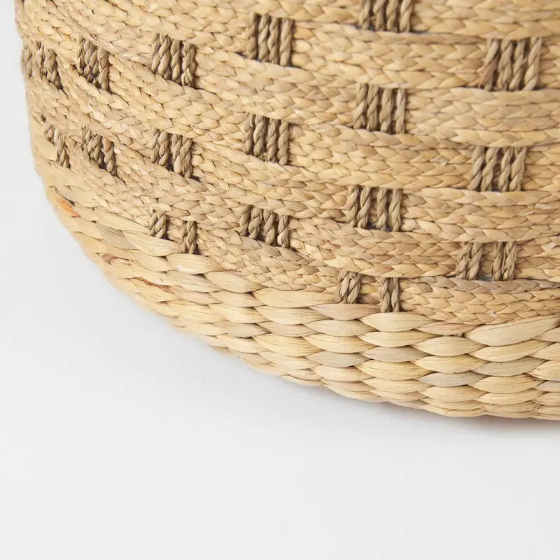 Pouf Ottoman rond en jonc de mer tressé marron avec détails à motif marron foncé
